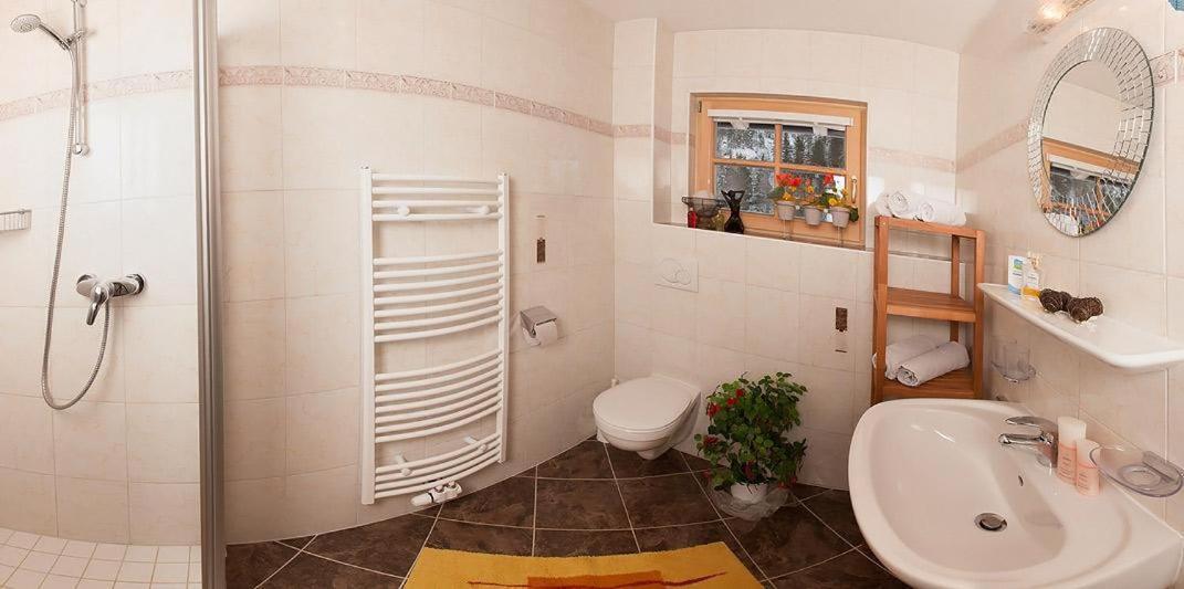 Landhaus Schiestl Mayrhofen Zewnętrze zdjęcie